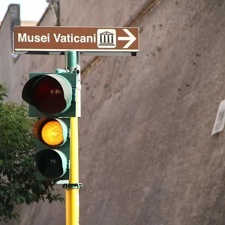דירה Vatican Gardens House רומא